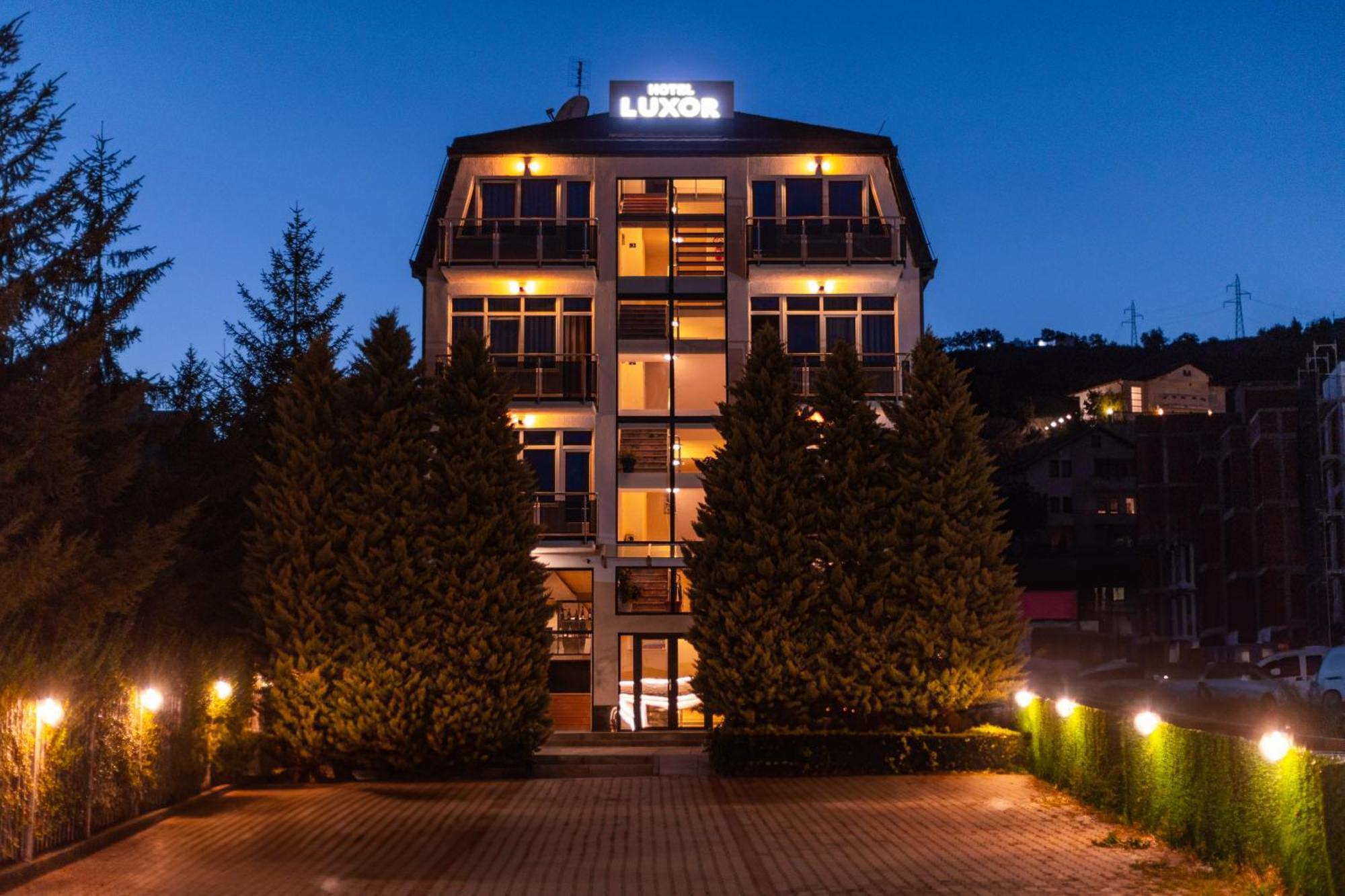 Hotel Luxor Πρίστινα Εξωτερικό φωτογραφία